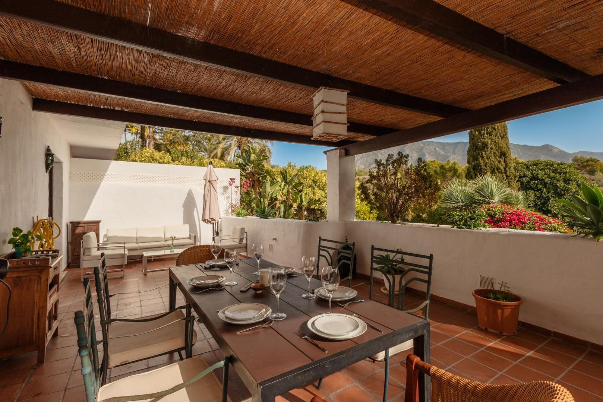 Apartment Cozy Apartment, With Mountain Views And Large Private Terrace, On The Golden Mile,