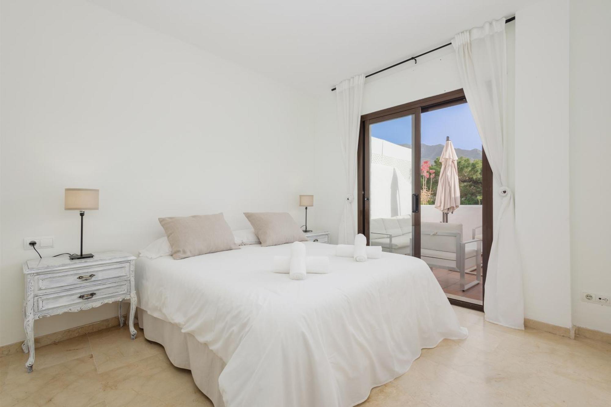 Cozy Apartment, With Mountain Views And Large Private Terrace, On The Golden Mile, Apartment